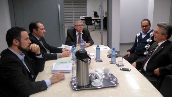 Diretoria da AMAPAR faz reunião com o deputado estadual Tadeu Veneri, presidente da comissão de Direitos Humanos da ALEP